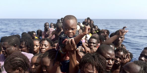 RDC: funérailles de Samuel, 6 ans, surnommé le “Aylan espagnol”